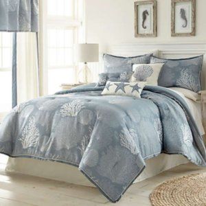 BB&B Siesta Key Bedding and Window Valance
